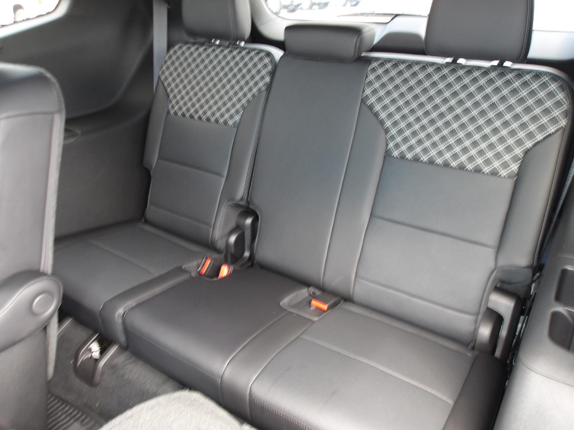 2026 GMC Acadia FWD Denali