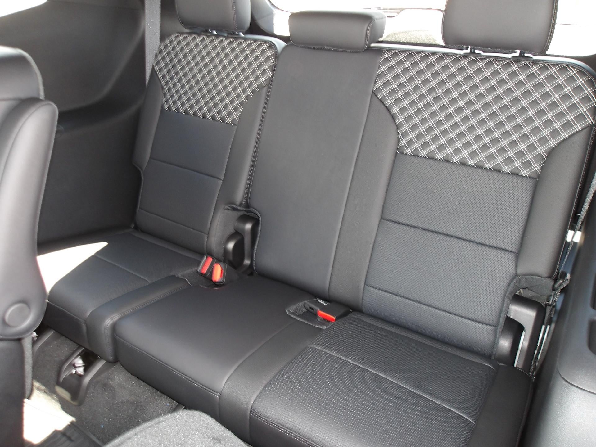 2026 GMC Acadia FWD Denali