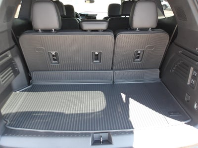 2026 GMC Acadia FWD Denali