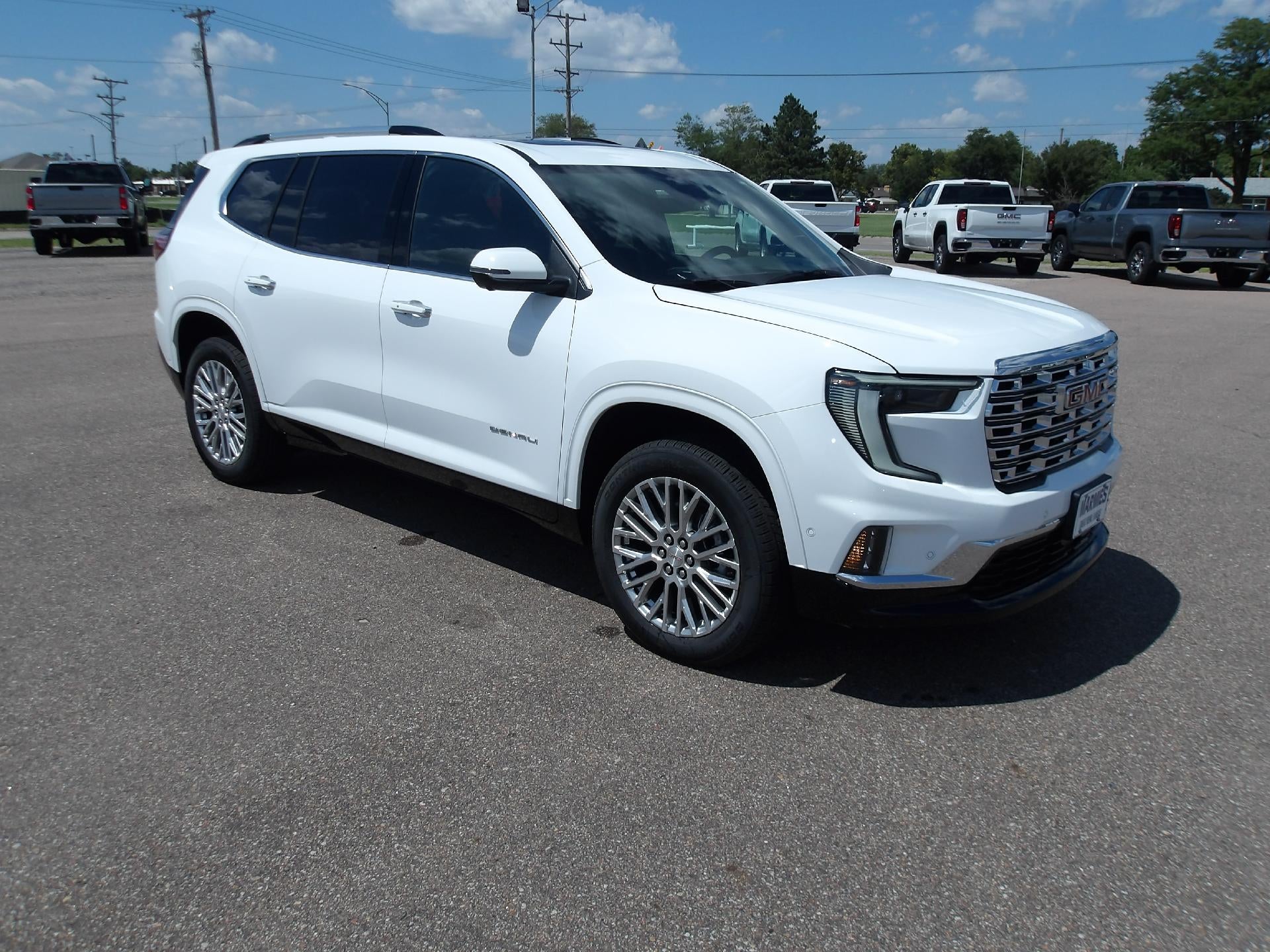 2026 GMC Acadia FWD Denali