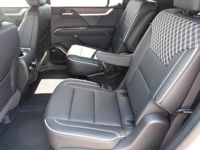 2026 GMC Acadia FWD Denali