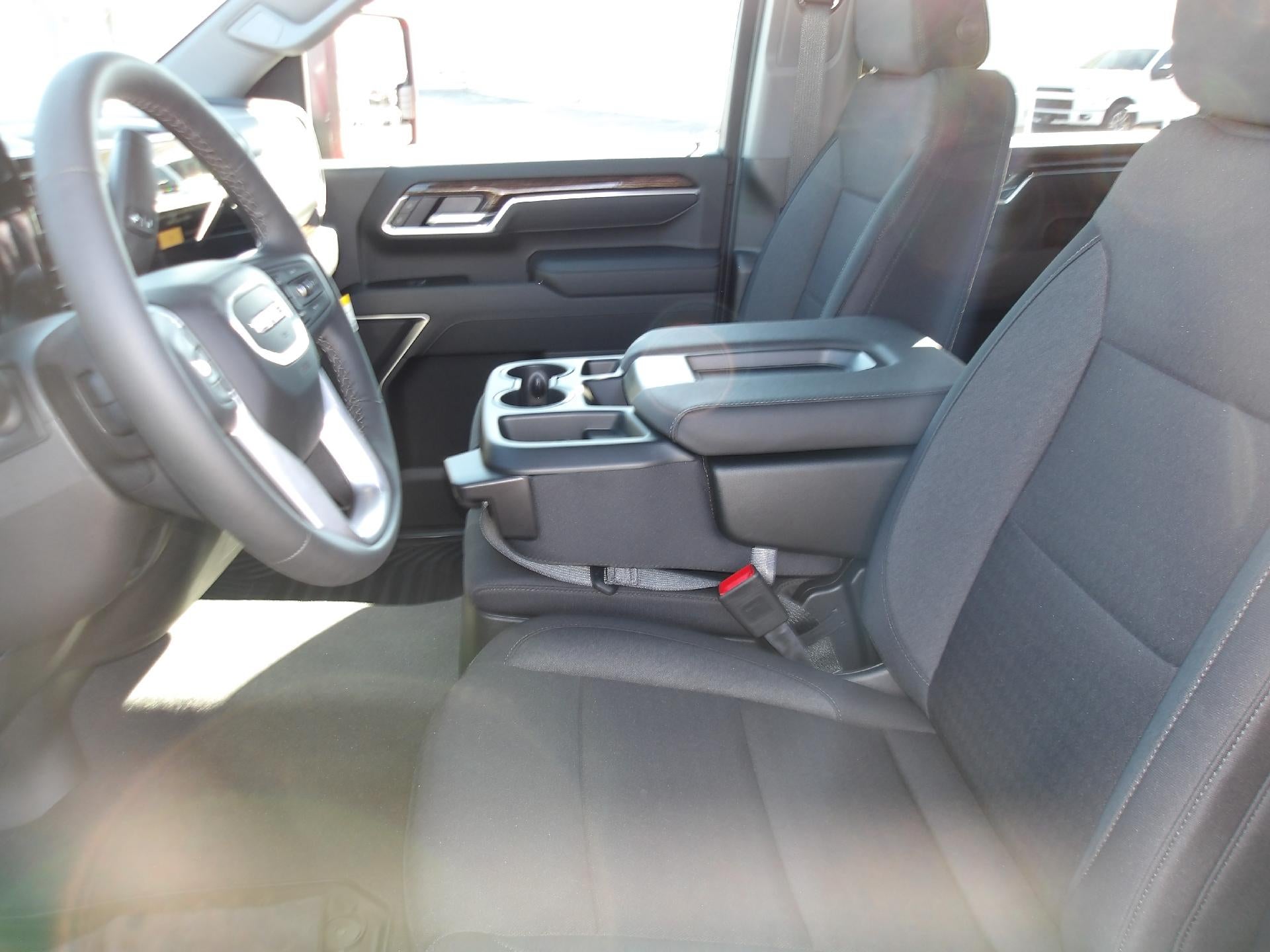 2025 GMC Sierra 2500 HD SLE