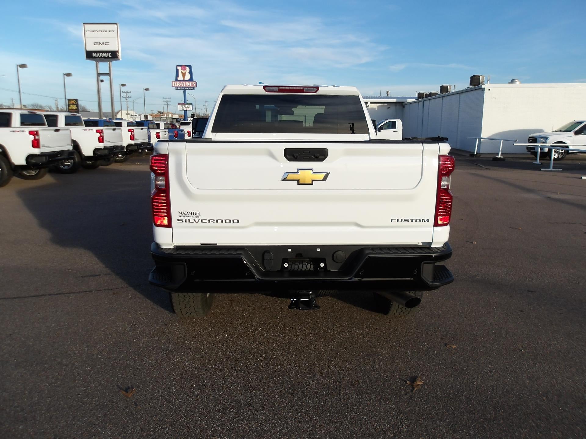 2026 Chevrolet Silverado 2500 HD Custom