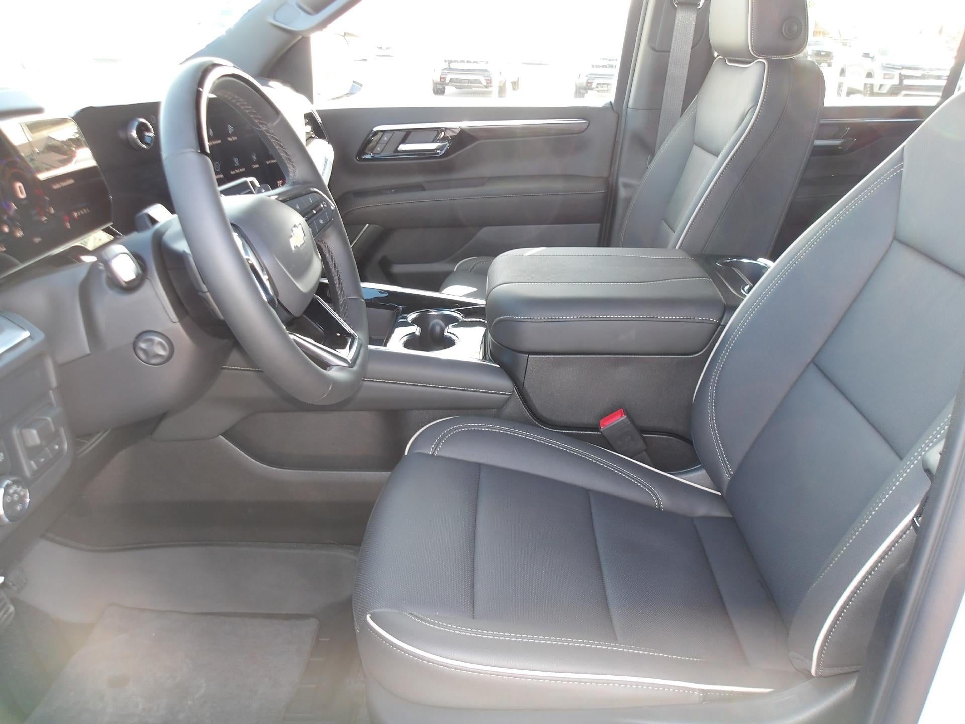 2027 Chevrolet Tahoe Premier - Photo 8